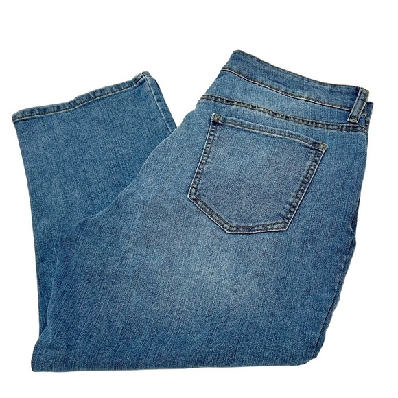 MACY'S STYLE & CO. Blue jeans Curvy capris 5 pocket 5 belt loops Women Stretchy - Picture 5 of 7